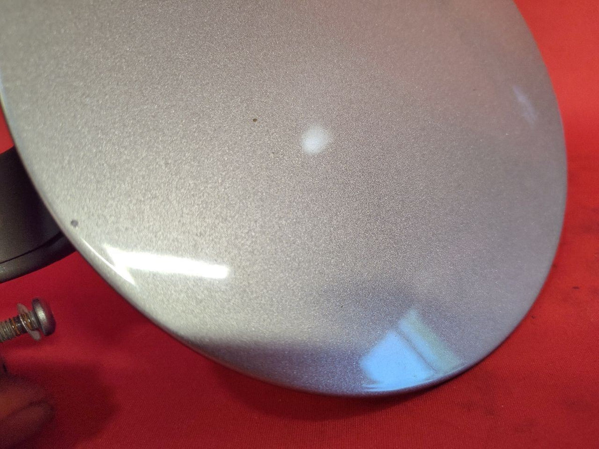2000-2006 Chevy Cadillac GMC Truck Suv Fuel Filler Door Gas Lid 382E Pewter Met