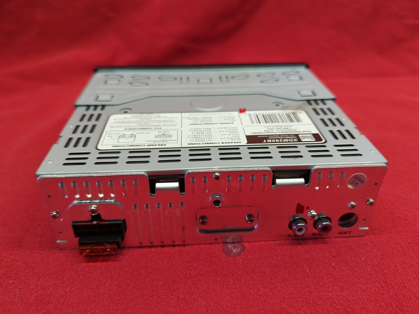 Dual Electronics Radio Stereo Audio Unit AM/FM CD USB Model XDM290BT