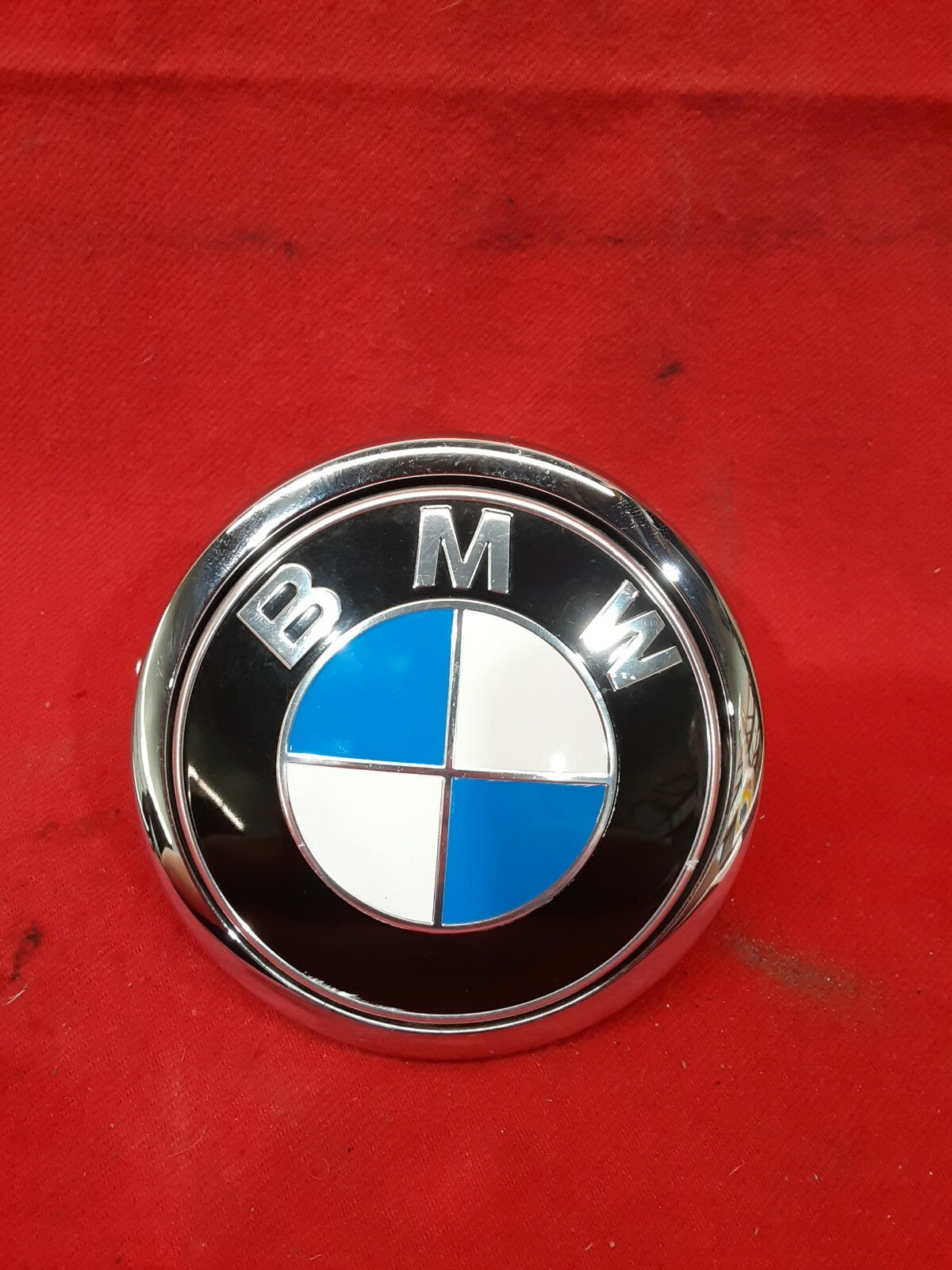 BMW Rear Trunk Lid Emblem Button Chrome Logo Swivel 7273659