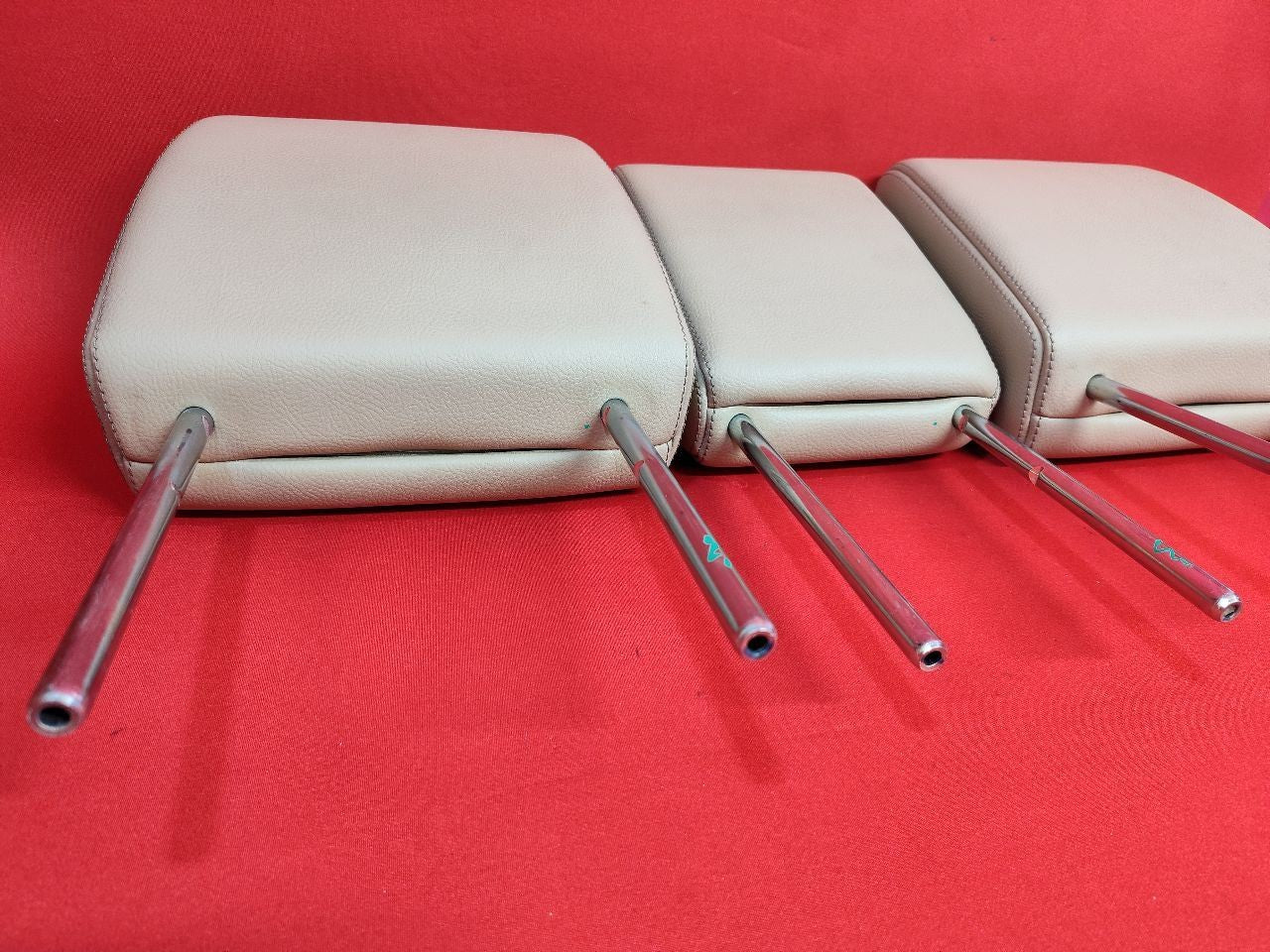 2010-2016 Land Rover LR4 V8 Rear Seat Headrest Set Almond TAURUS Leather