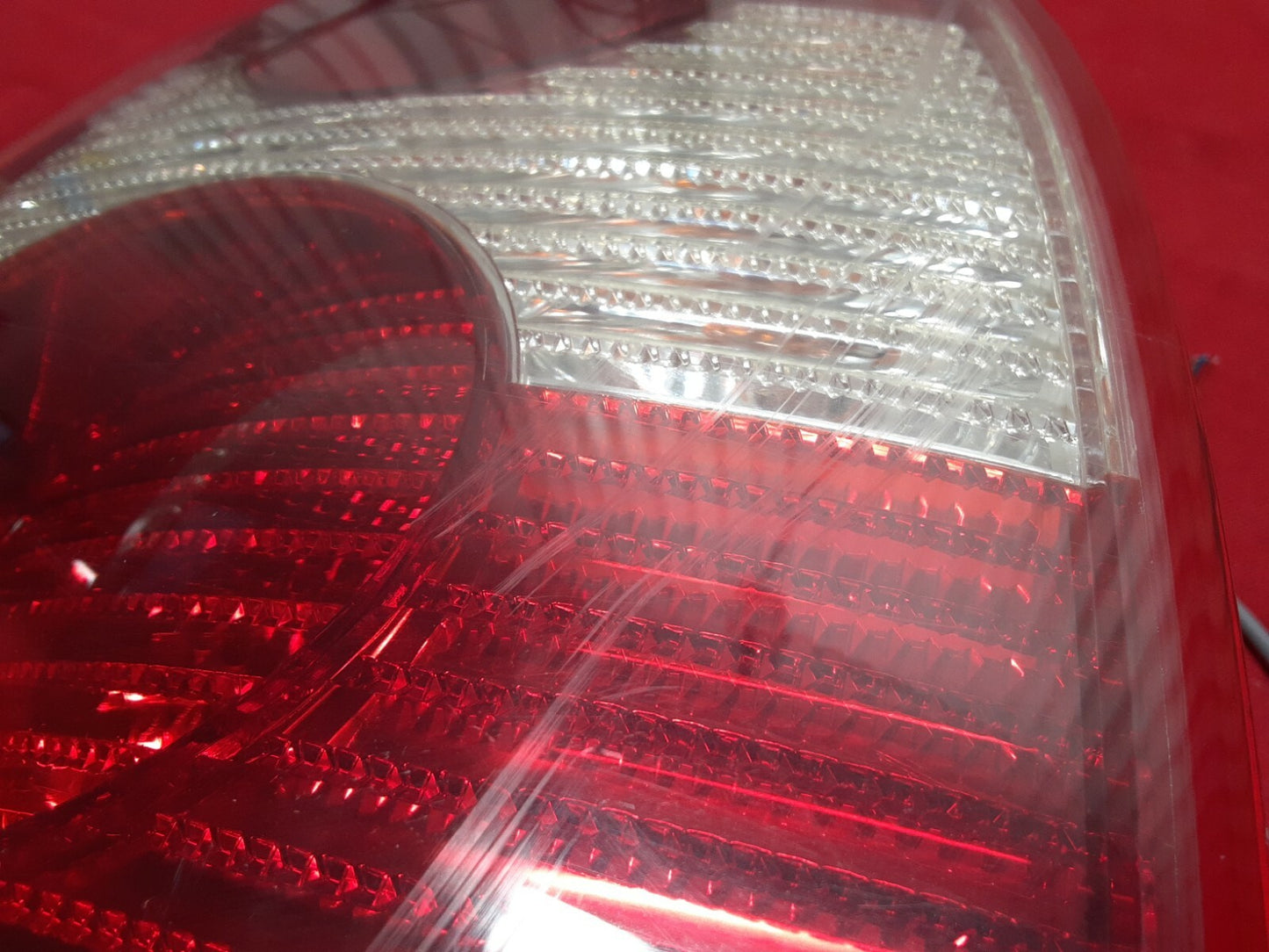 2001 2002 2003 2004 2005 VW Volkswagen Passat RIGHT PASSENGER Tail Light Lamp