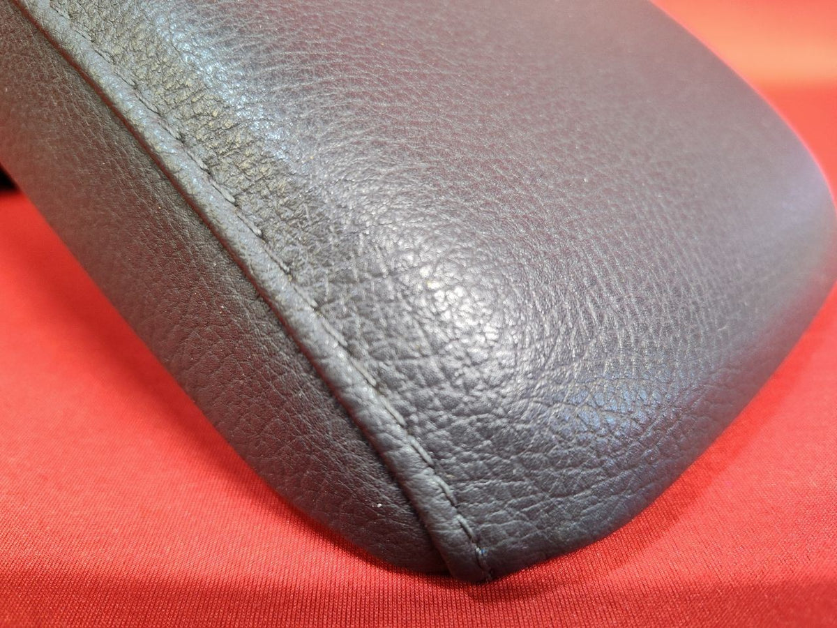 2006-2009 VW Volkswagen Sedan/ Coupe Center Console Armrest Lid Grey Leatherette