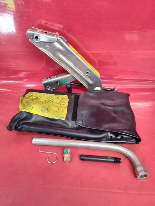 1999-2005 VW Passat Jetta Emergency Spare Tire Pinch Weld Jack Tool Set Kit