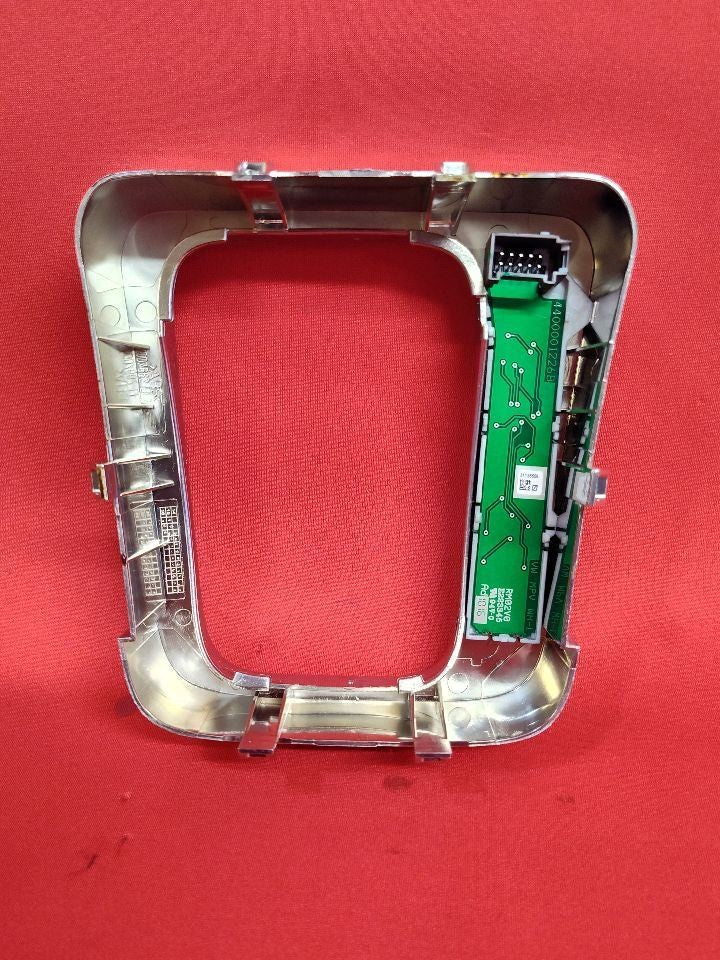 2017 2018 VW Volkswagen Tiguan Transmission Shifter Lever Trim Bezel Silver