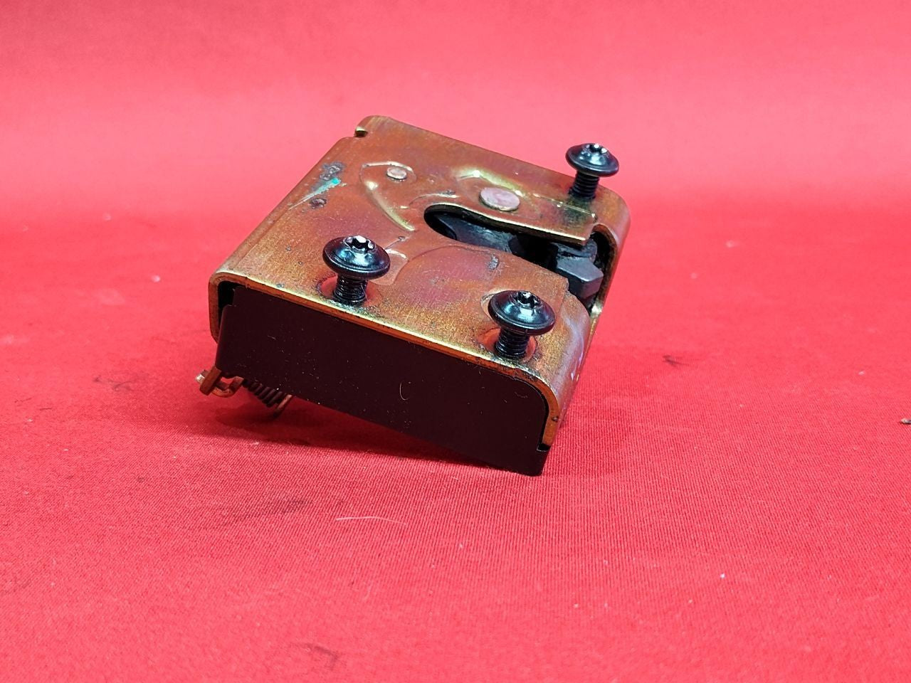 2001-2007 Mazda Tribute Ford Escape Tailgate Liftgate Hatch Latch Lock Actuator