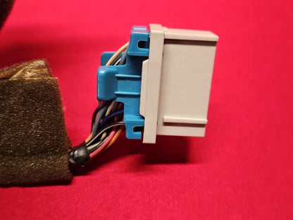 2002 Cadillac Escalade Chevy Avalanche V8 A/T Speedometer Cluster MPH - PIGTAIL