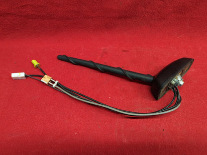 2007 - 2010 Saturn Vue / Torrent / Equinox - Roof Antenna / Base / Mast -