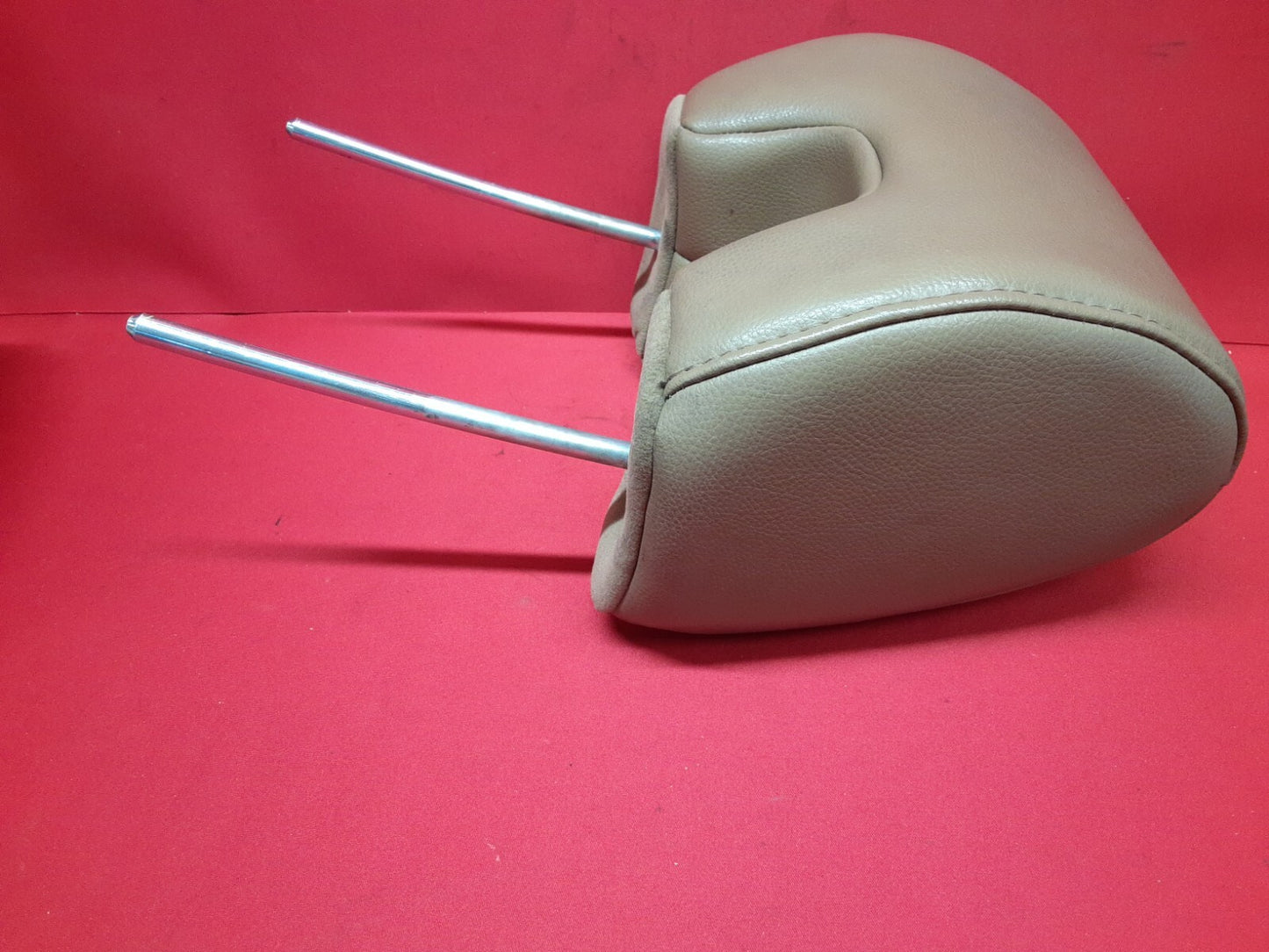 2006 - 2008 Honda Pilot Headrest Seat FRONT DRIVER AND PASSENGER SET