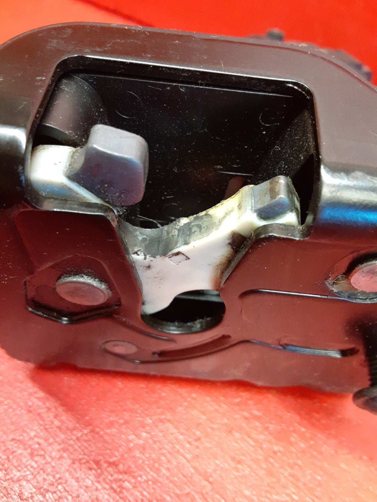 08-12 Ford Escape / 08-11 Mariner REAR LIFTGATE TAILGATE LATCH ACTUATOR Assembly