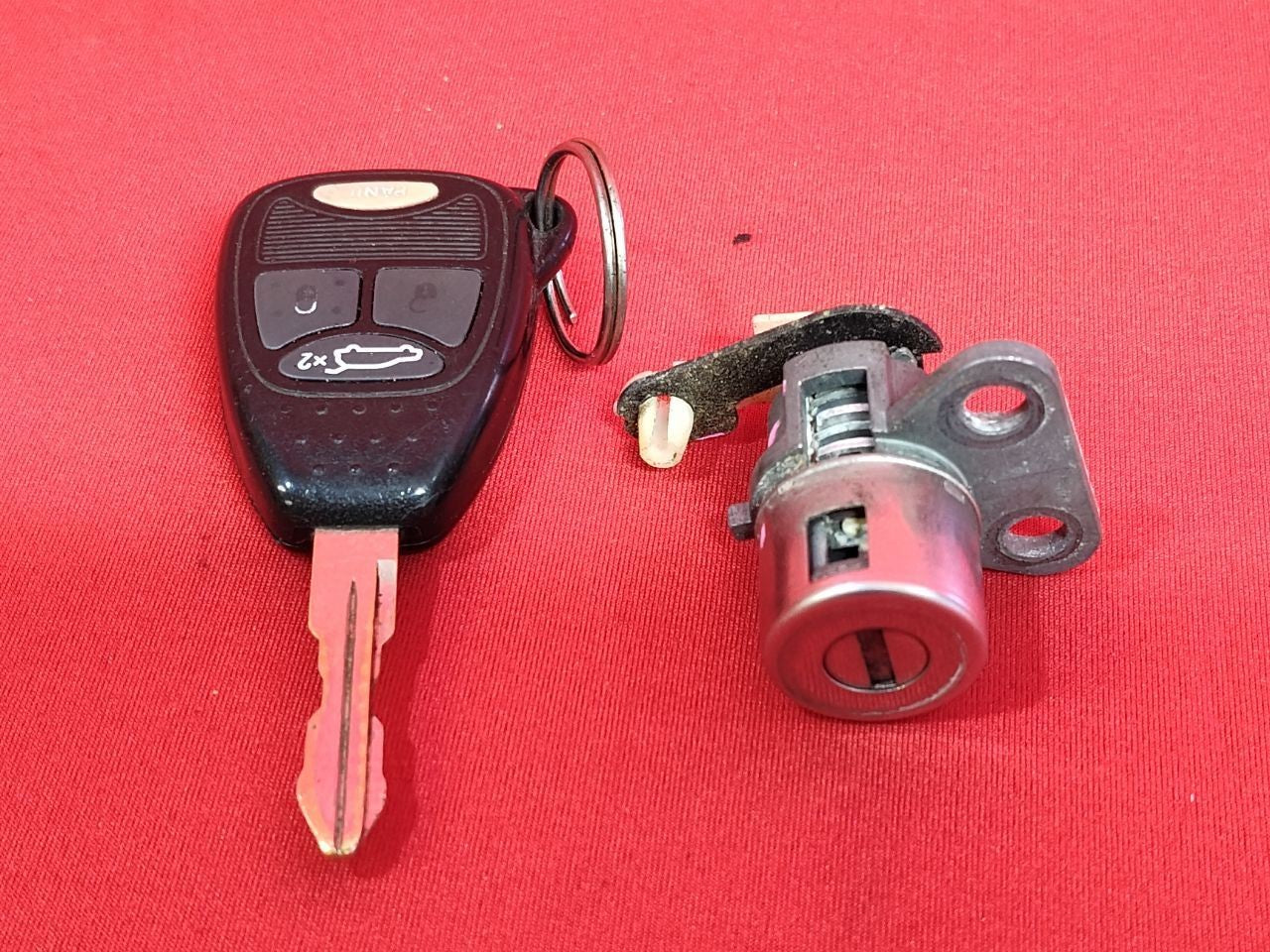 2007-2014 Chrysler Dodge Sedan Ignition Lock Housing Door Cylinder Key SET