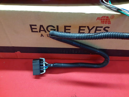 Eagle Eyes GM2801153V Right Passenger Taillight for 2002-2006 Chevy Avalanche