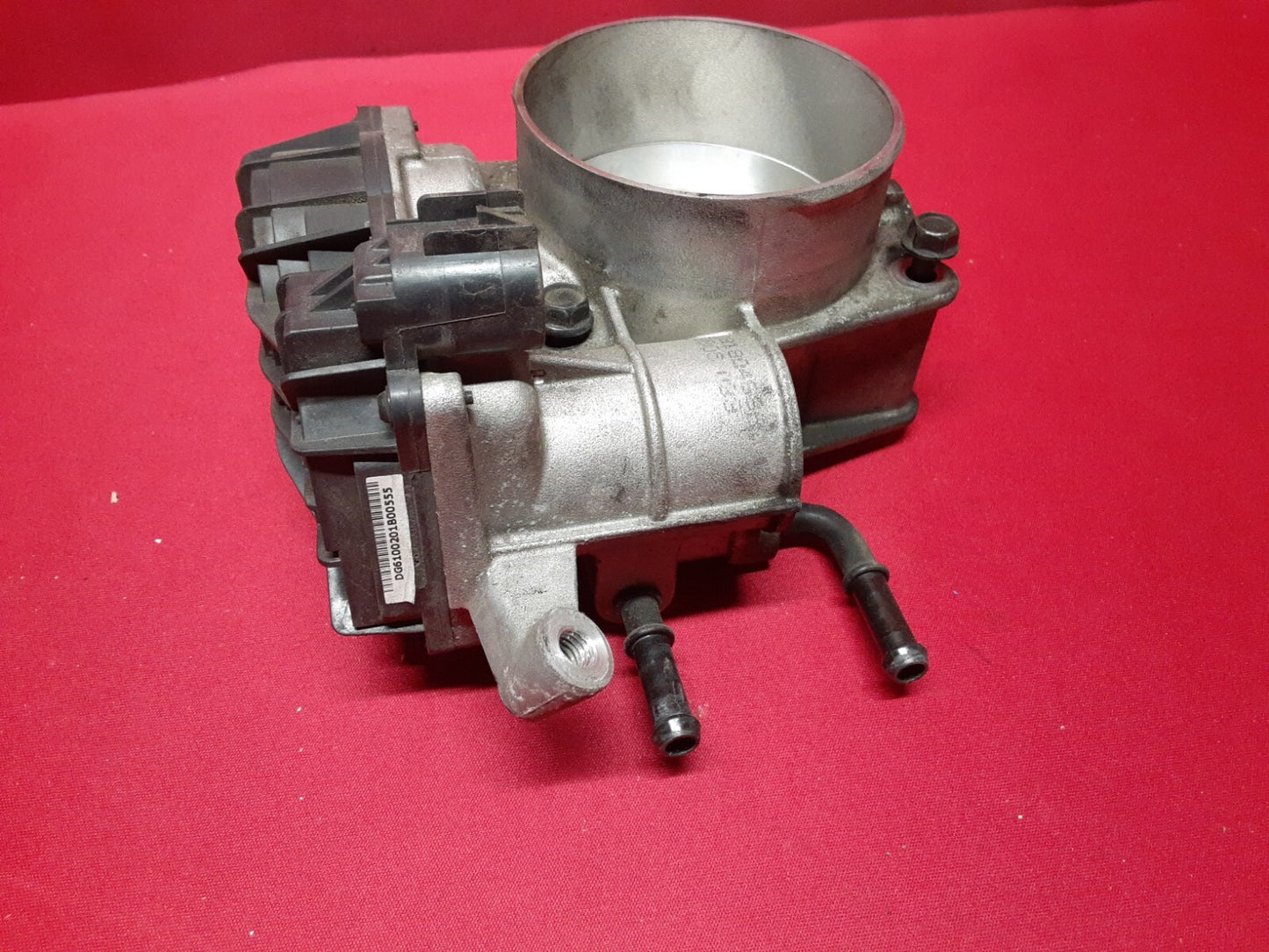 2011 - 2014 Kia 2010 - 2012 Hyundai Santa Fe 3.5L V6 Throttle Body 35100-3C700