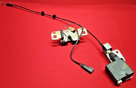 1997 - 2002 Jaguar XK8 XK - Convertible Trunk Lid Latch / Actuator Set