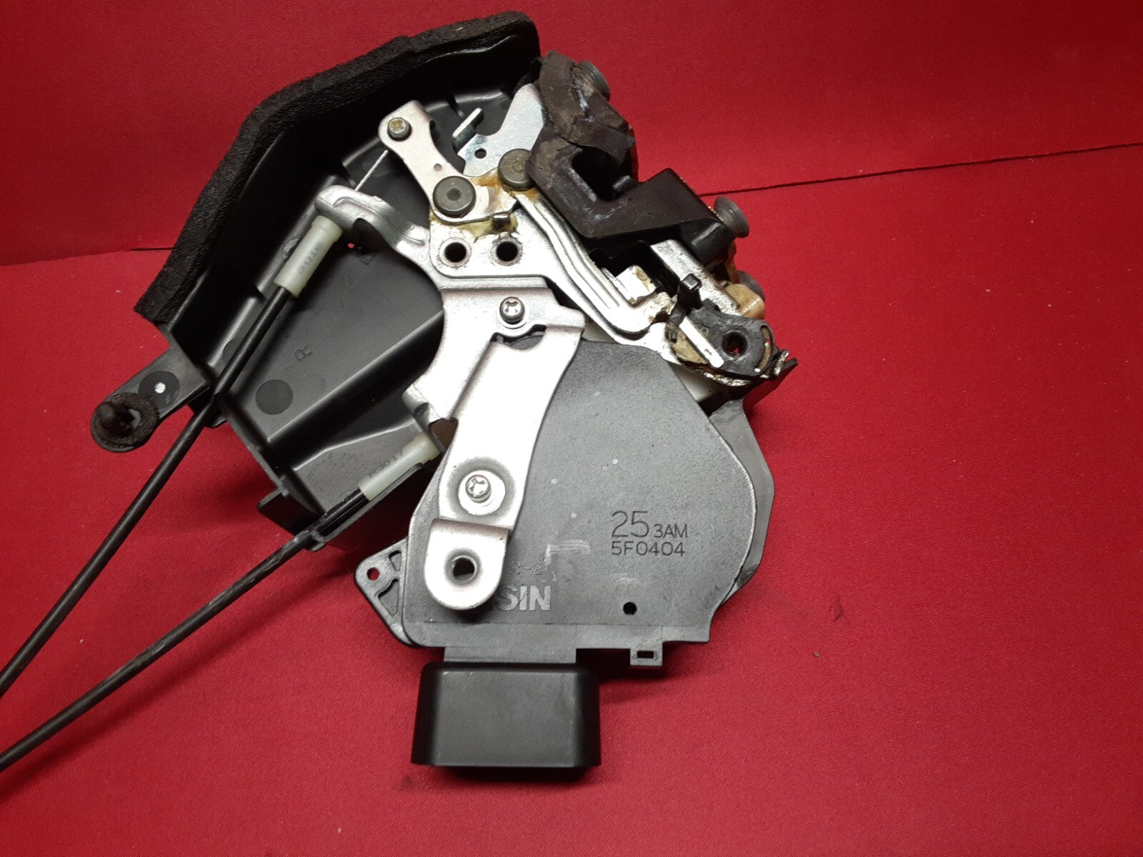 2001 - 2007 Toyota Highlander REAR RIGHT PASSENGER Door Latch Lock Actuator