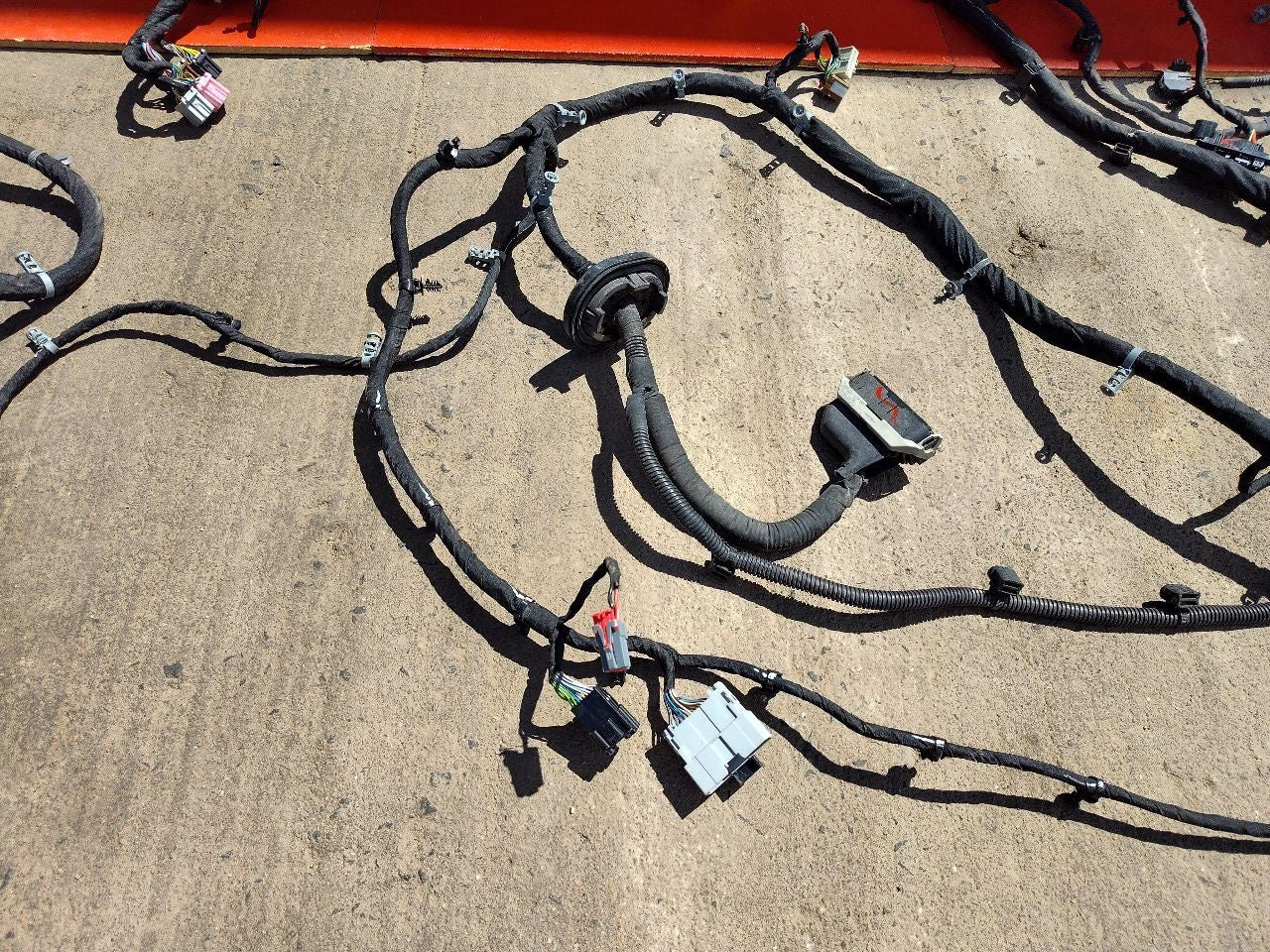 2018 Chevy Chevrolet Equinox 1.5L LT Main Chassis BODY Wiring Harness - Complete