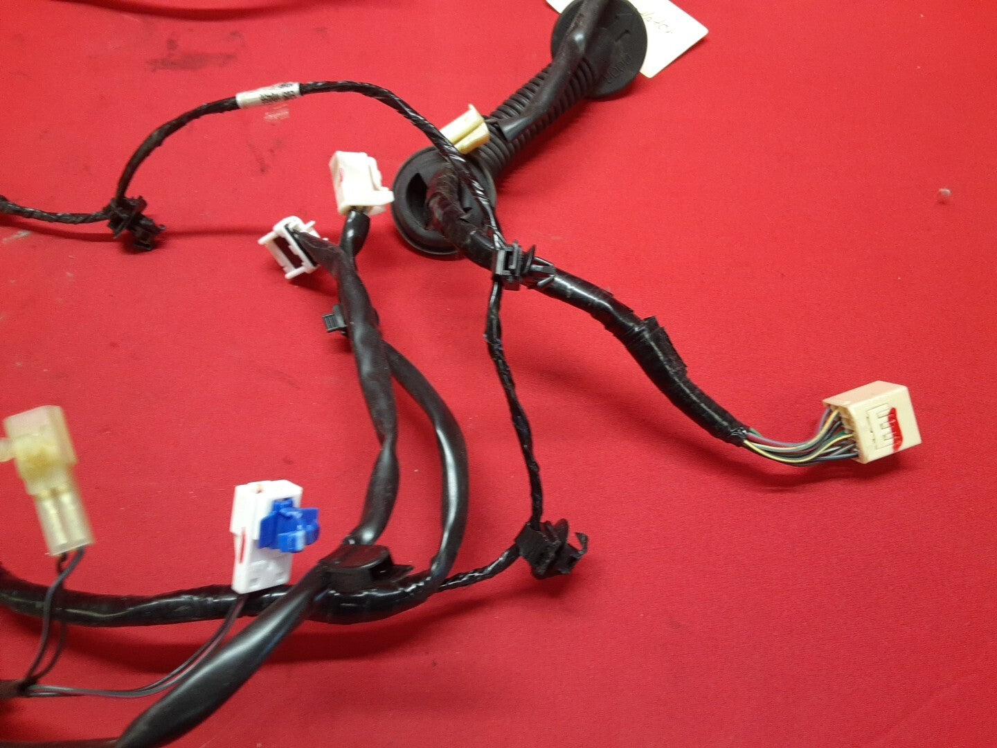 2010-2012 Subaru Outback Rear Trunk Liftgate Wiring Harness 81817AJ00A