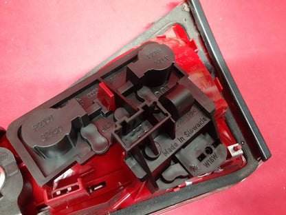 2009 - 2012 Audi A4 10-12 S4 LEFT DRIVER INNER Tail Light Lamp HALOGEN