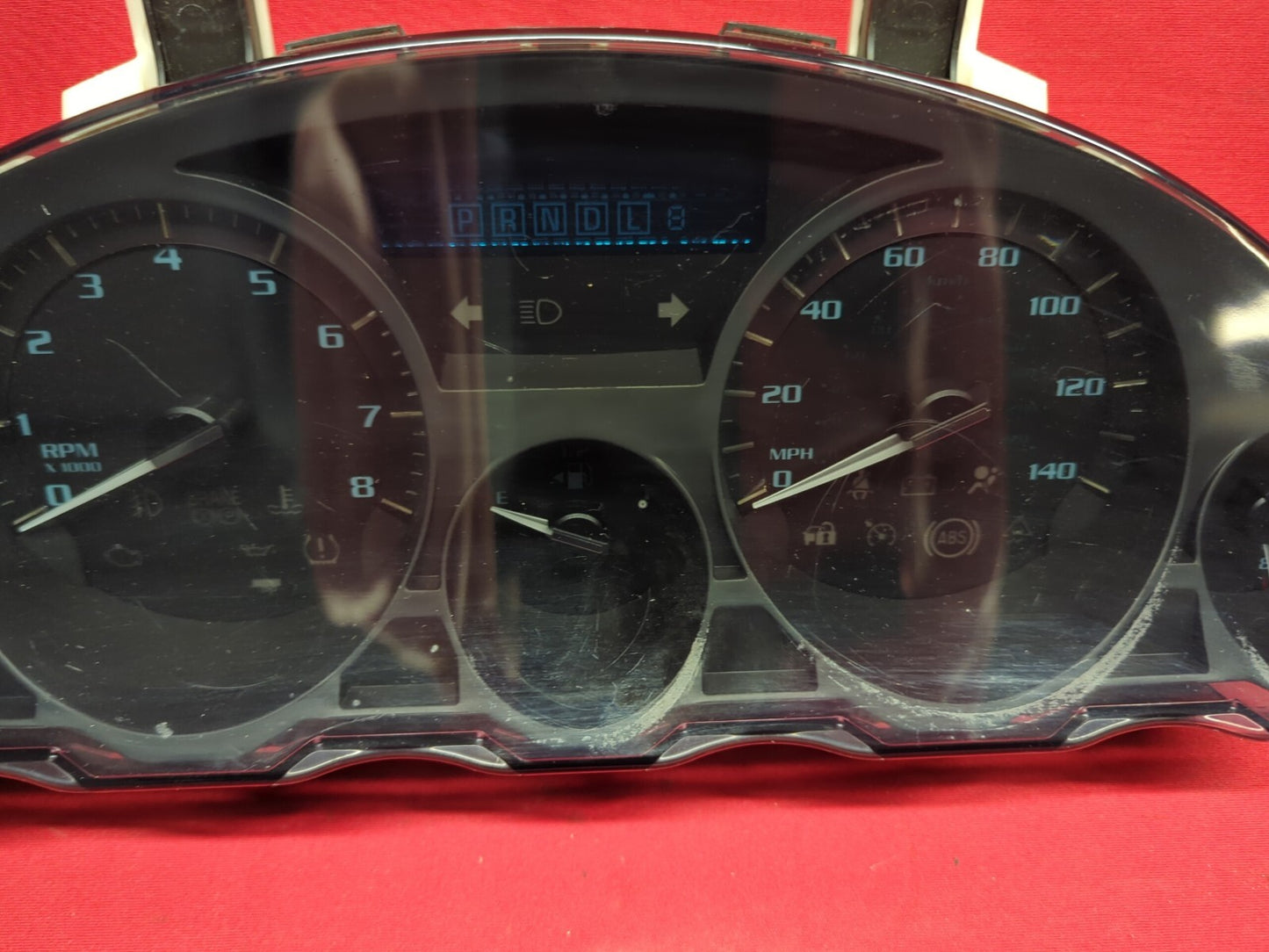 2008 - 2013 Buick Enclave Speedometer Instrument Cluster 25810790 / 23172423