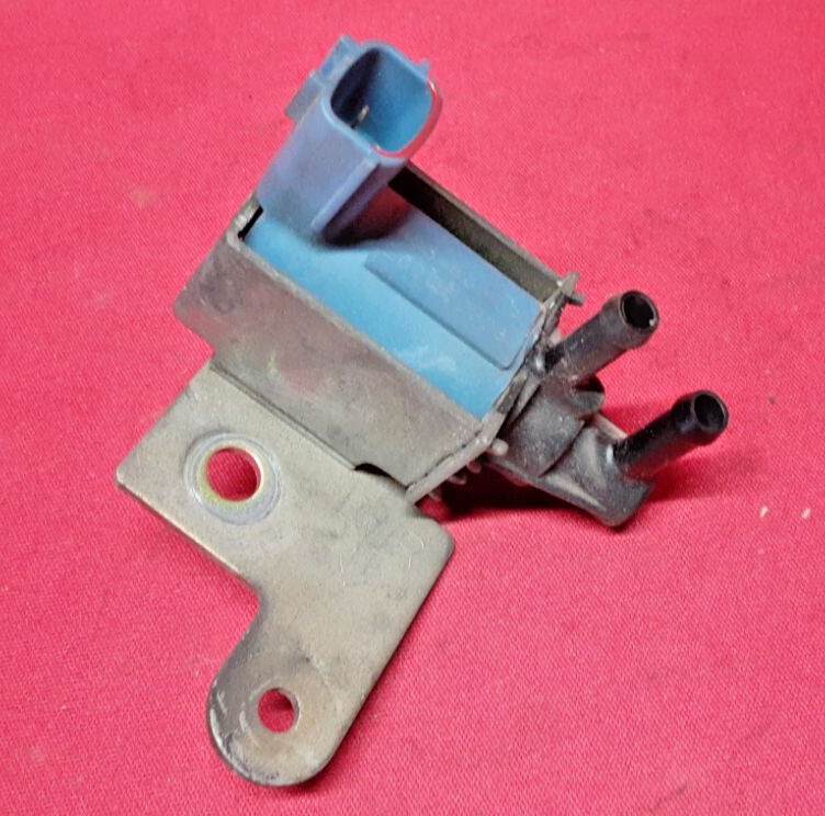 1998 - 2006 Nissan / Infiniti Vapor Purge Valve Solenoid 14930-9E01A / A83-600