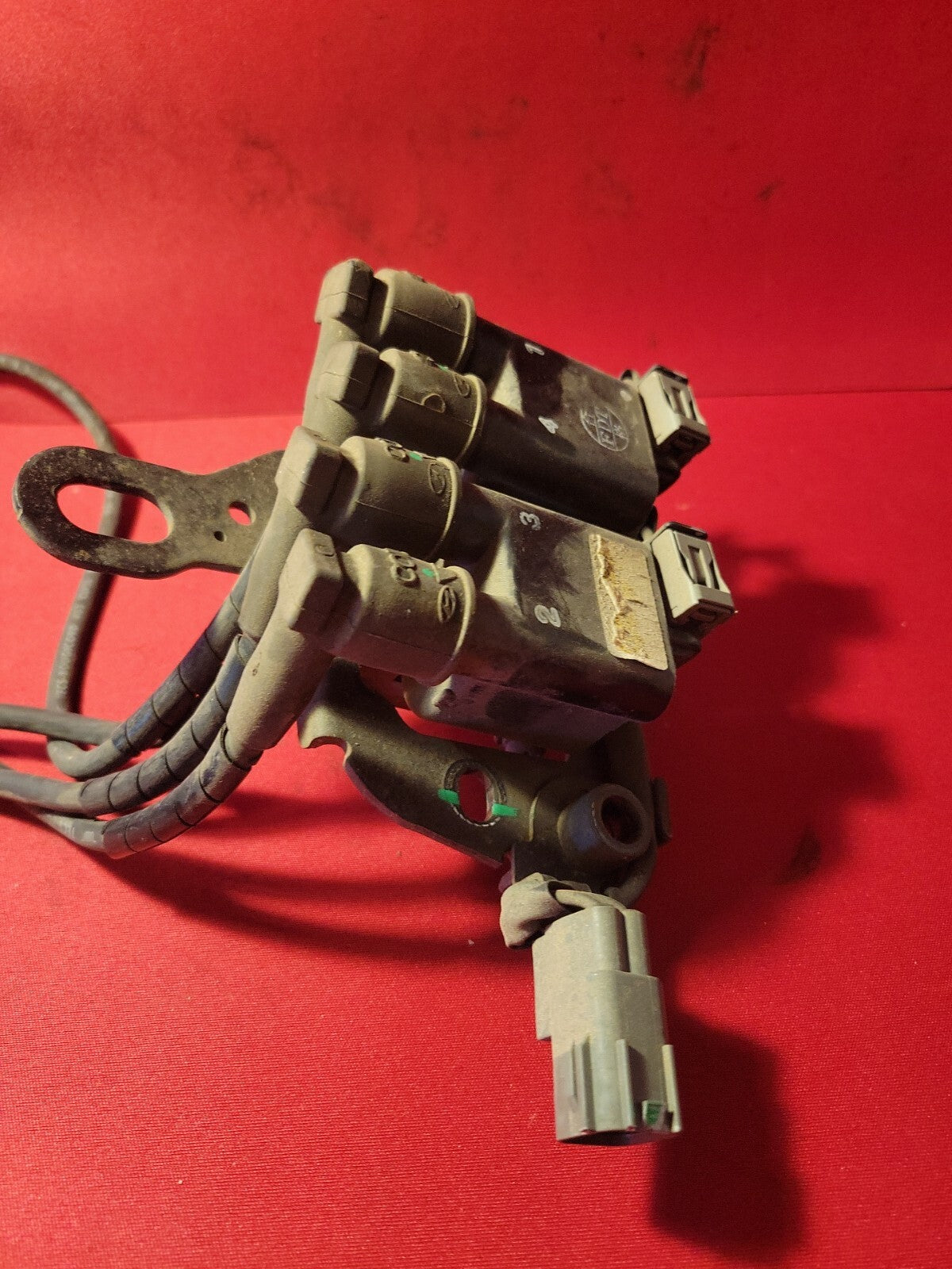2007 - 2011 Kia Soul Spectra Sportage Ignition Coils w/ Spark Wires 27301-23900