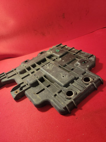 2010 2011 Kia Soul Battery Tray OEM 37150-2K450
