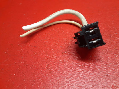 1995 - 1997 Toyota Corolla Cabin Fuse Relay Integration Box Assembly PIGTAILS
