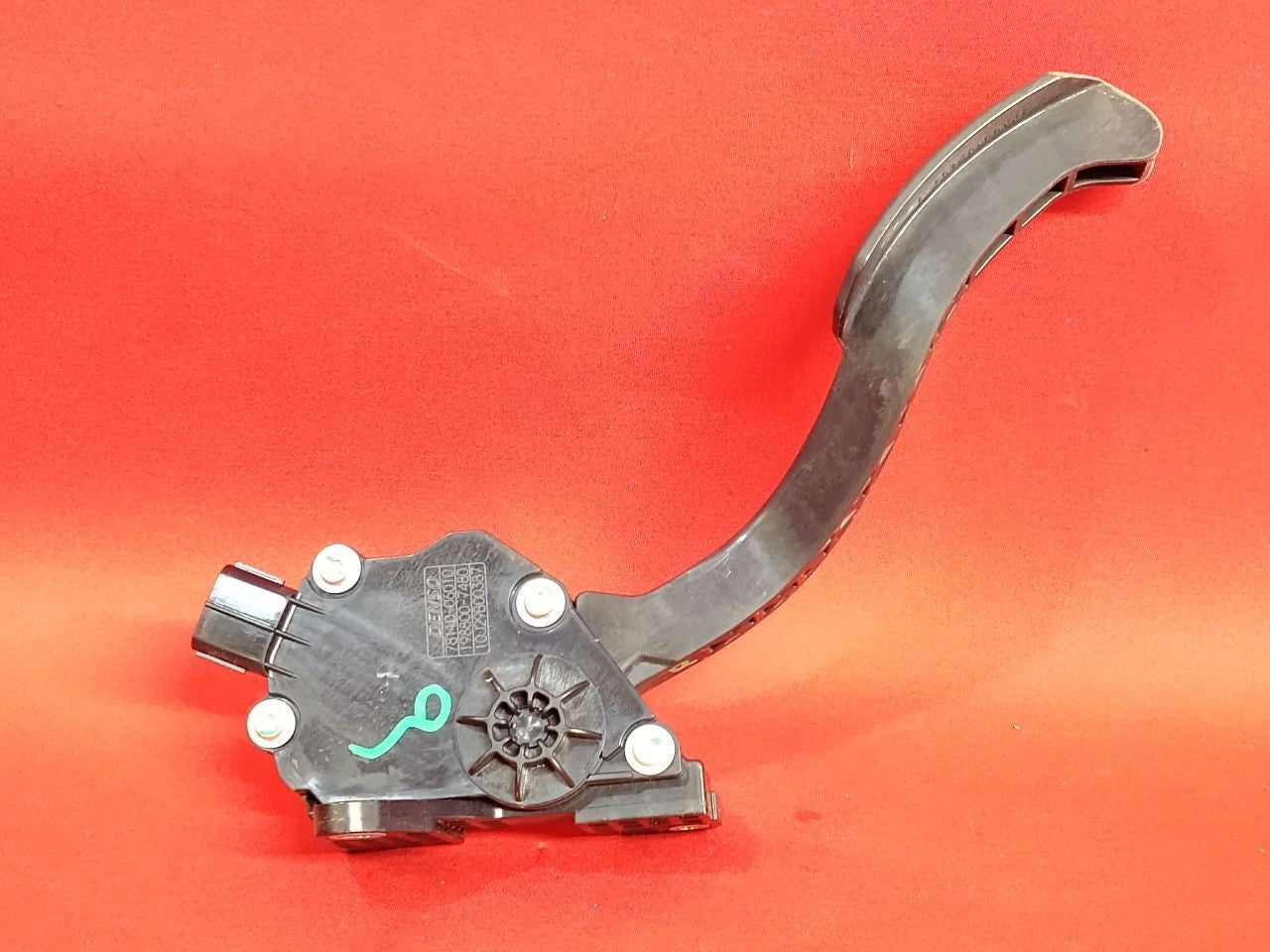 2005-2015 Toyota Sedan Minivan SUV Accelerator Gas Pedal Travel Sensor