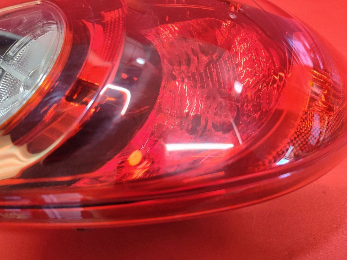 2014-2018 Mazda3 HATCHBACK Right Passenger Outer Tail Light JAPAN + HALOGEN