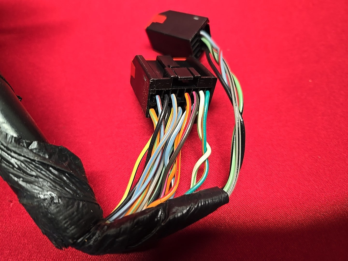 2001-2005 Ford Escape XLS XLT Radio Stereo AM/FM Receiver 6 CD - PIGTAIL WIRES