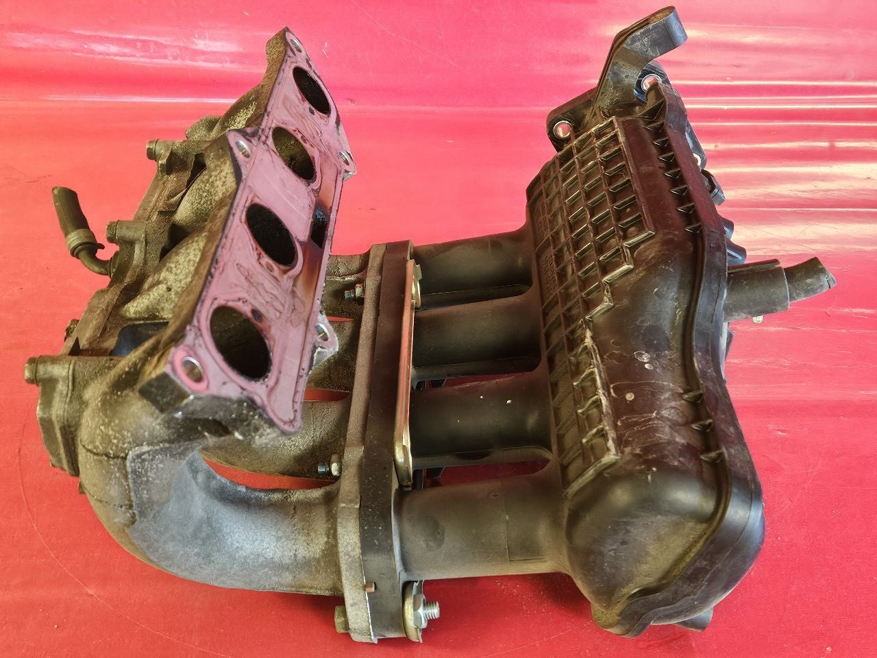 2007 2008 Honda Fit 1.5L L4 Upper & Lower Intake Manifold Plenum SET