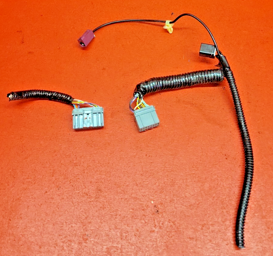 2005 2006 Acura MDX Telematics Communiation Control Module PIGTAIL 39530-S3V-A81