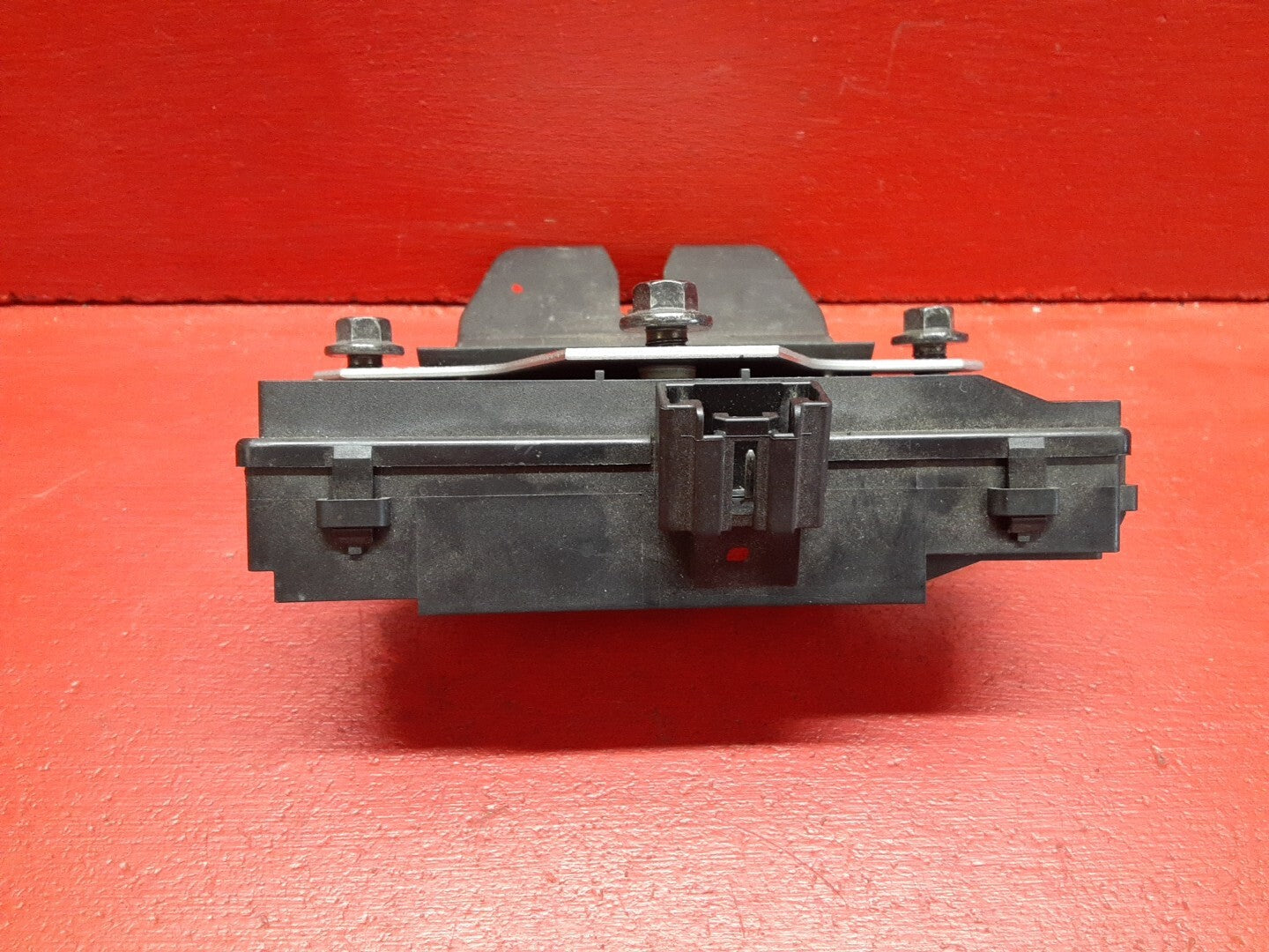 2005 - 2011 Volvo V50 Tailgate Trunk Lid Boot Lock Latch Actuator