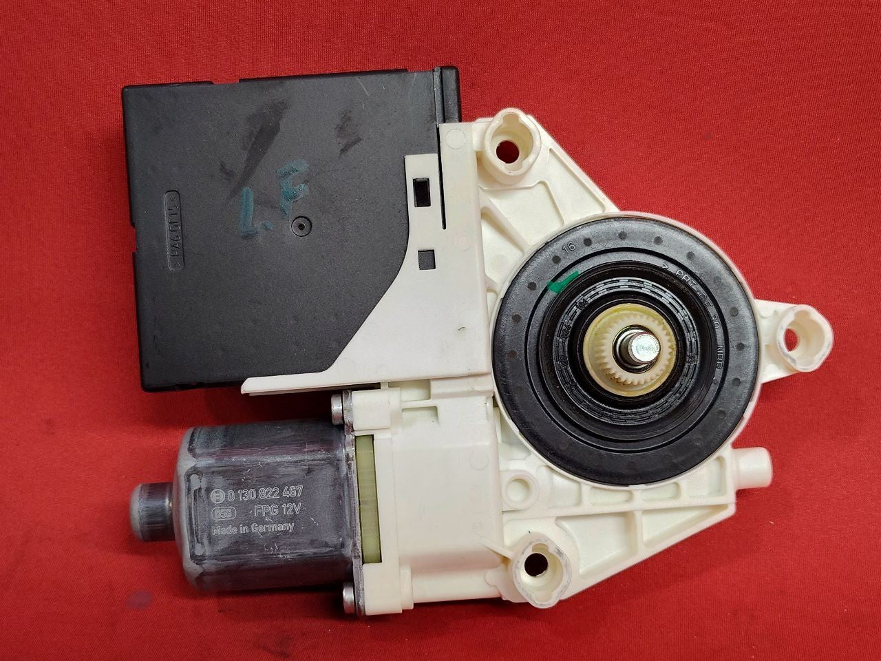 2012-2018 VW Volkswagen Tiguan FRONT LEFT DRIVER Door Power Window Motor