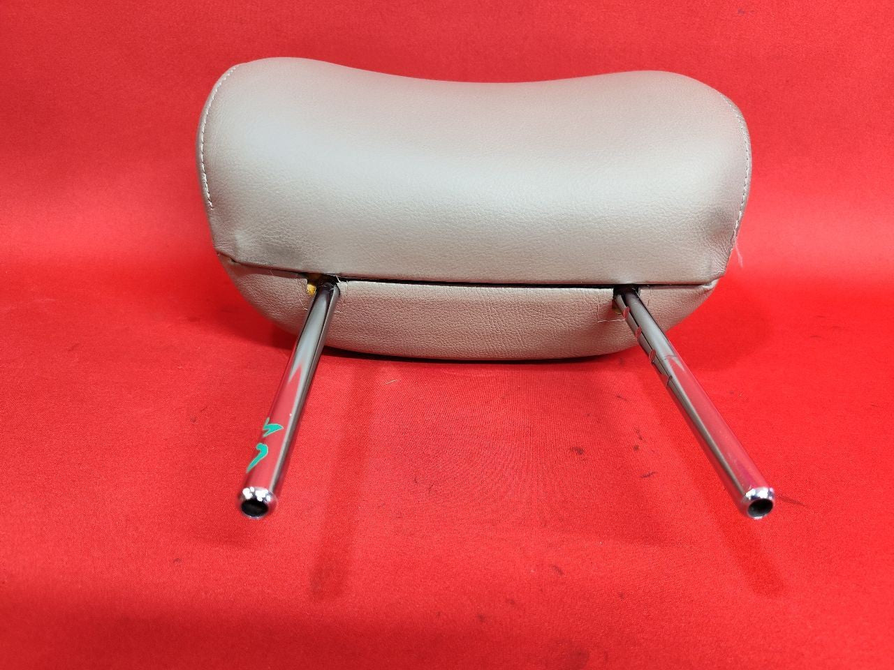 2000-2004 Toyota Tundra FRONT Left -or- Right Captain Seat Headrest Medium Oak