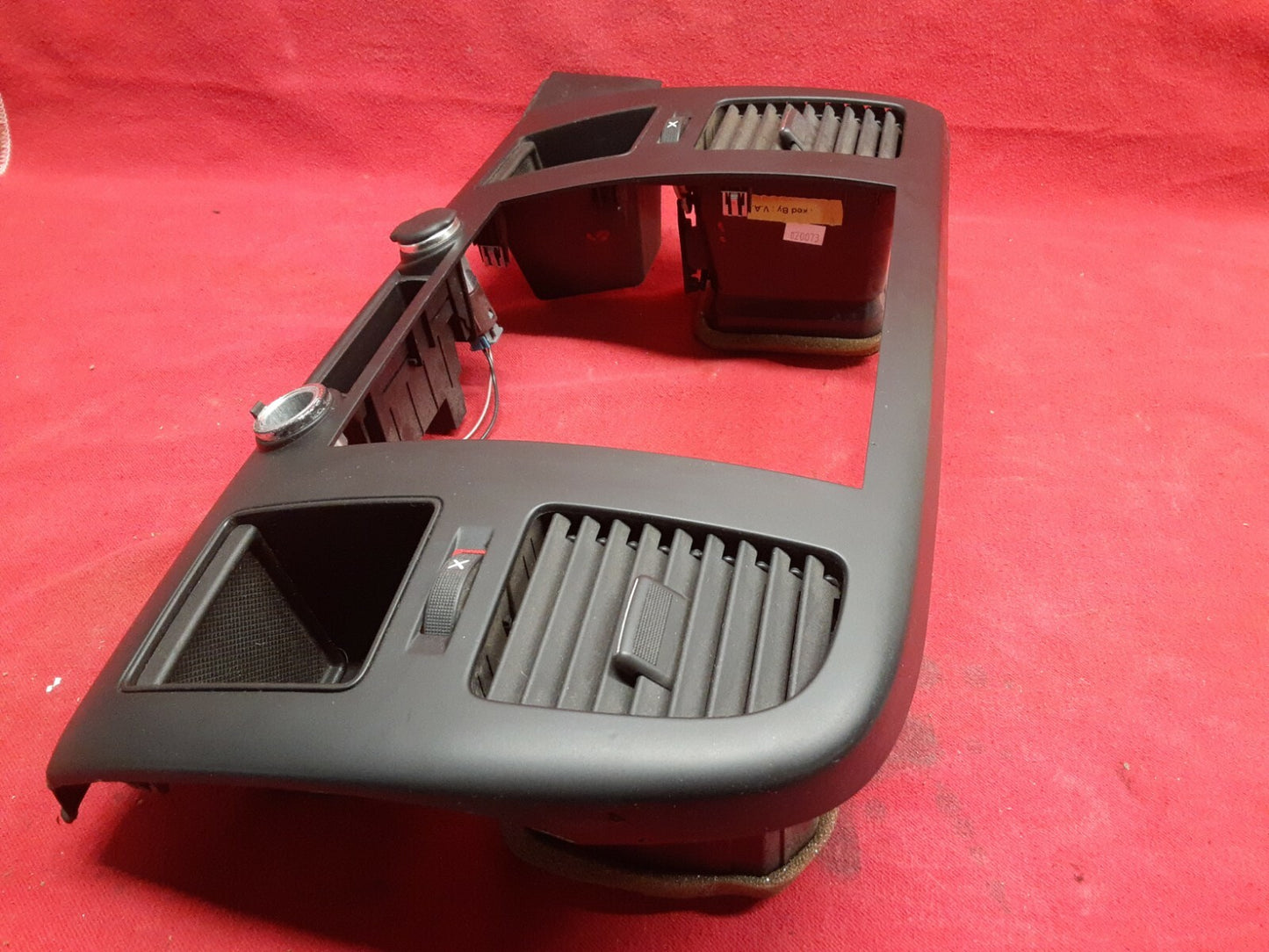 2007 - 2013 Chevrolet Chevy Silverado GMC Sierra Dash Radio 12V Vent Bezel Trim