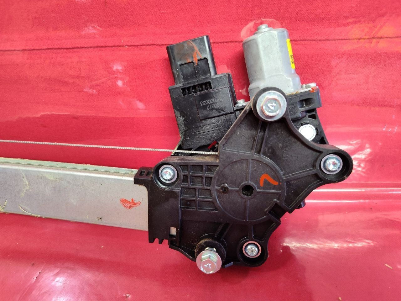 2022-2024 Mitsubishi Outlander FRONT LEFT DRIVER Door Window Regulator w/ Motor