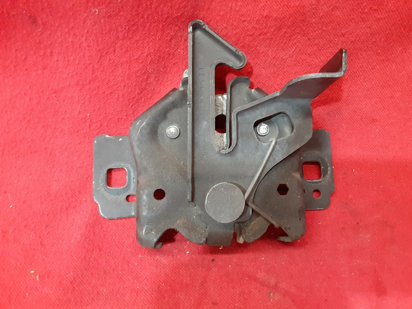 2006 - 2010 Ford Fusion / Edge / Milan - Hood Latch / Catch - 6E5Z16700AA