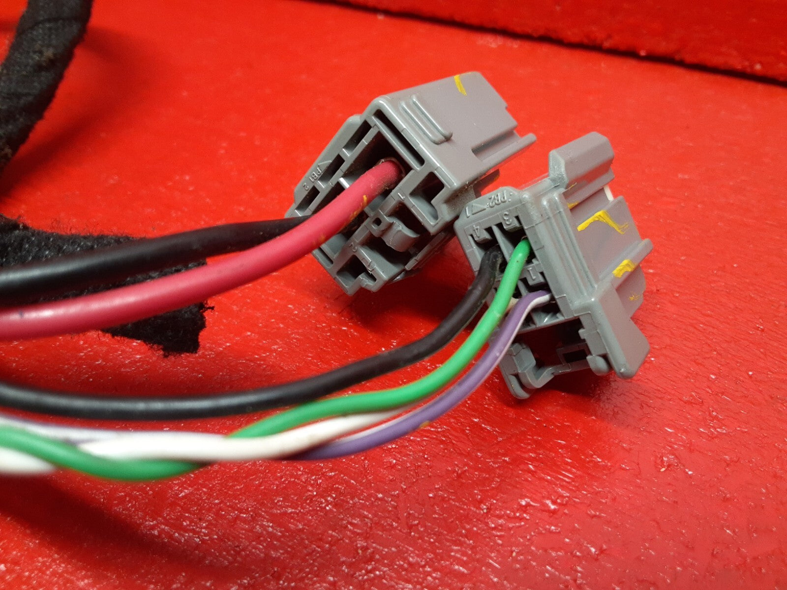 99-14 Volvo Multi Vehicle DRIVER LEFT Seat Memory Control Module - PIGTAILS ONLY