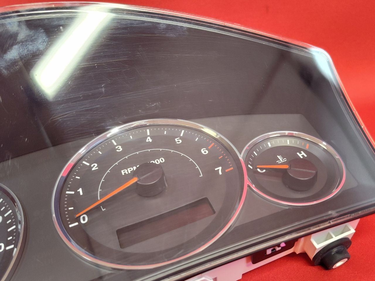 2008 Jeep Grand Cherokee Commander 3.7L 5-Spd A/T Speedometer Instrument Cluster