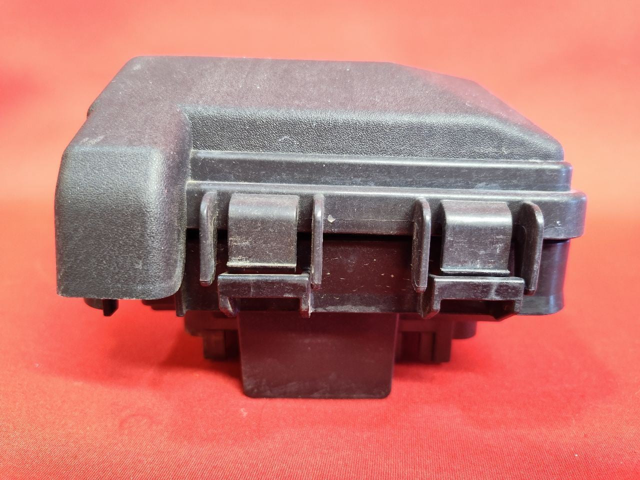 2014-2016 Chevrolet Chevy Spark EV Electric Engine Fuse Box Junction Block - 69k