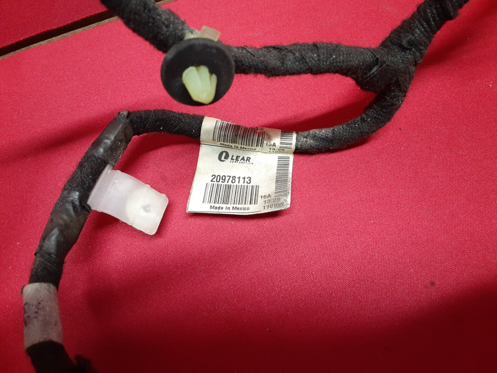 2012 - 2014 Chevy Volt RIGHT REAR Door Wiring Harness Complete 20978113