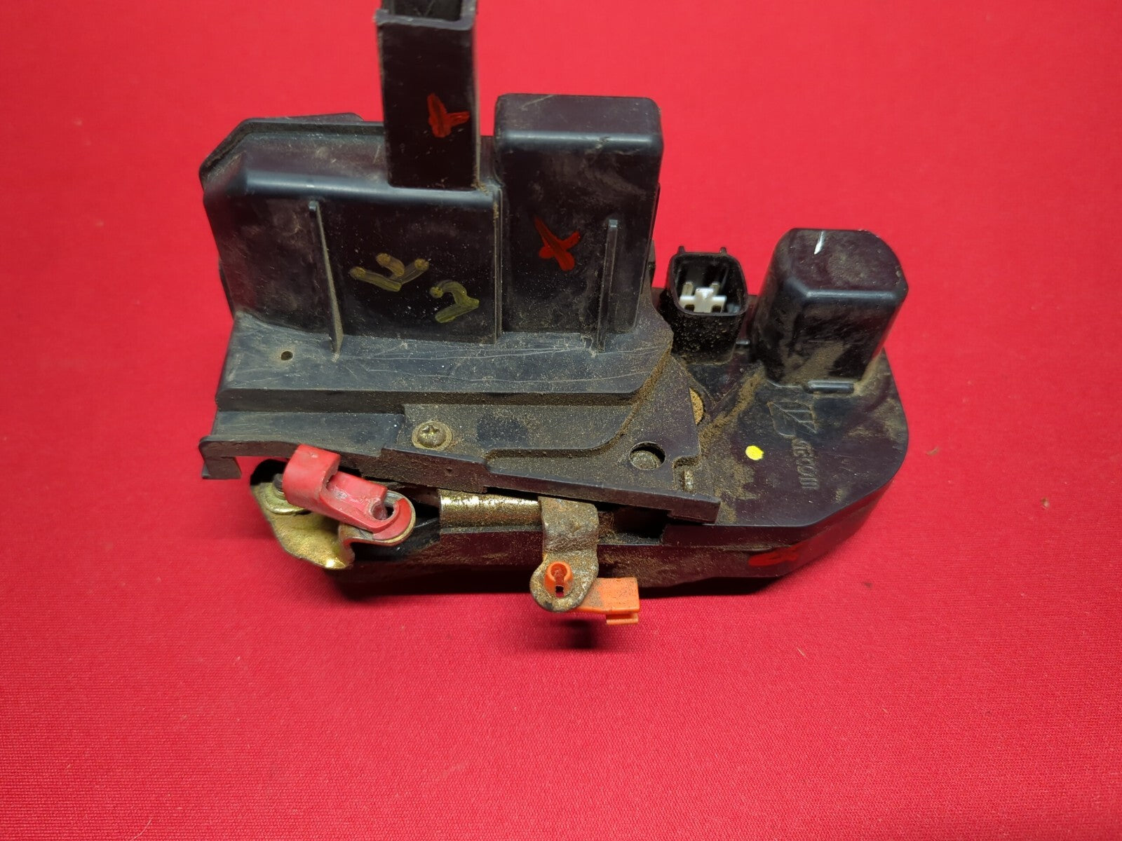 1999 - 2004 Jeep Grand Cherokee Front Left Door Lock Actuator - 55136347AB
