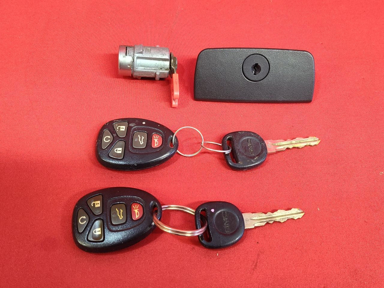 2007-2017 GMC Buick Chevy Saturn Ignition Lock Cylinder Immobilizer Key Set