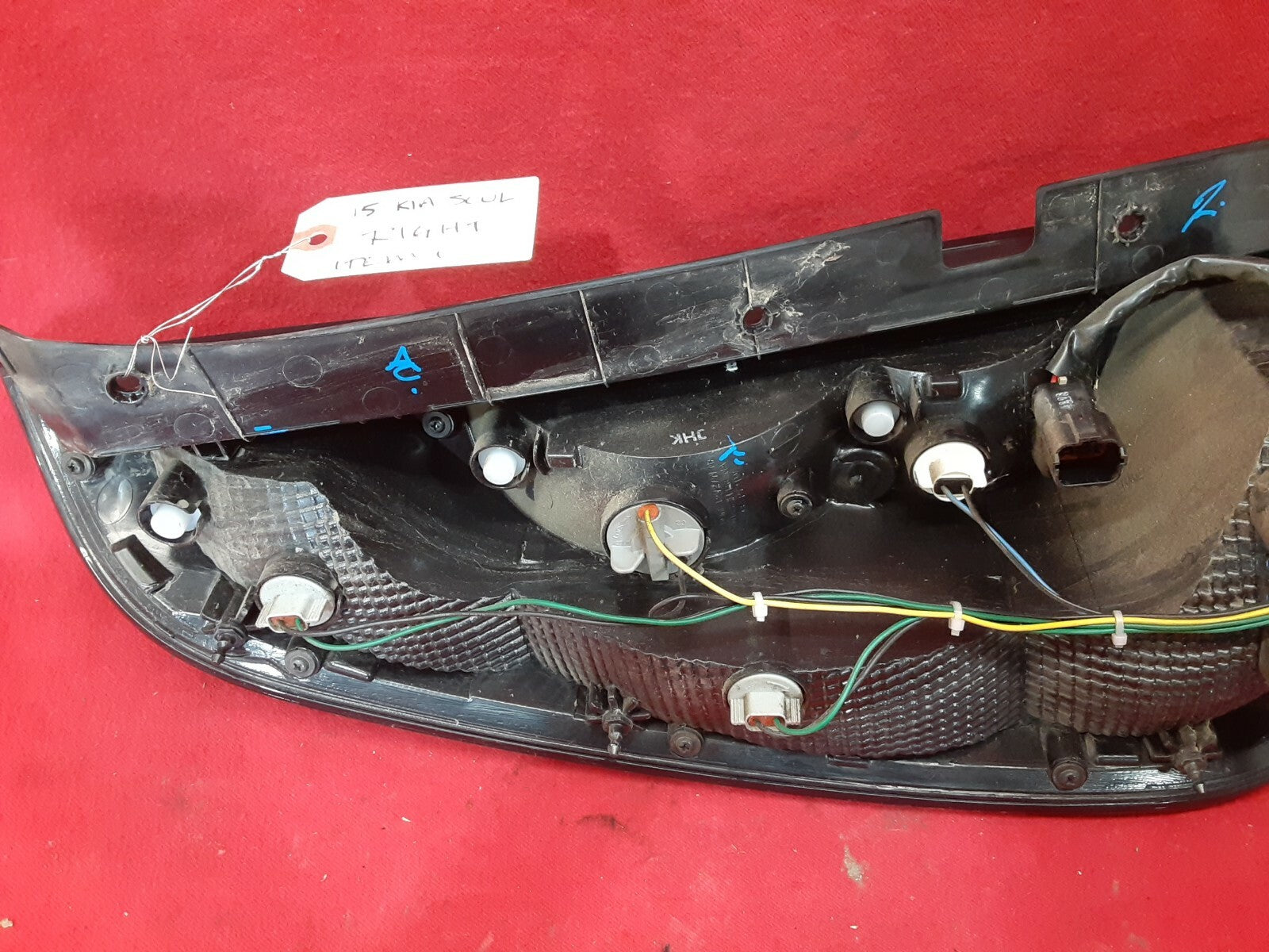 2014 - 2019 Kia Soul - Passenger Side / Right Hand Side Tail Light - 