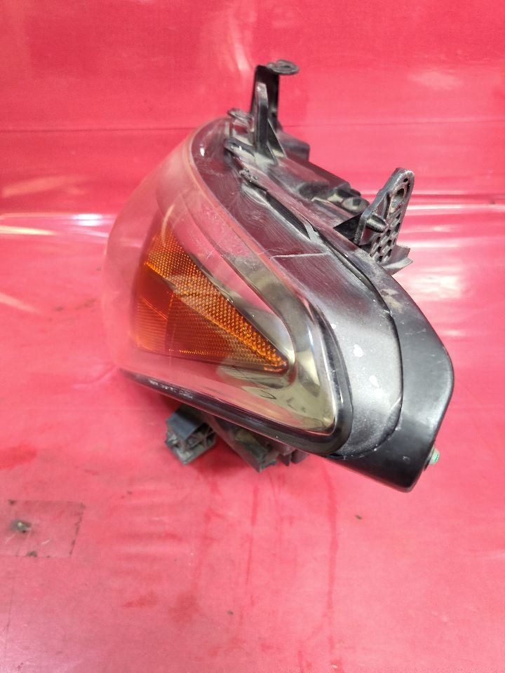 11-13 Infiniti QX56 / 14 QX80 Left Driver HID Xenon Auto-Leveling Headlight Lamp