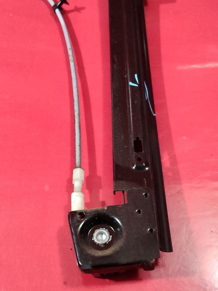 2002-2005 Mini Cooper Base / S RIGHT PASSENGER Door Window Regulator w/ Motor