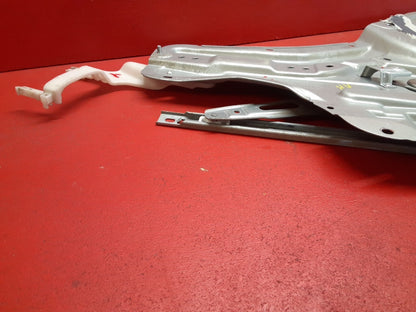 2010 2011 Kia Soul REAR RIGHT PASSENGER SIDE Window Regulator Assembly