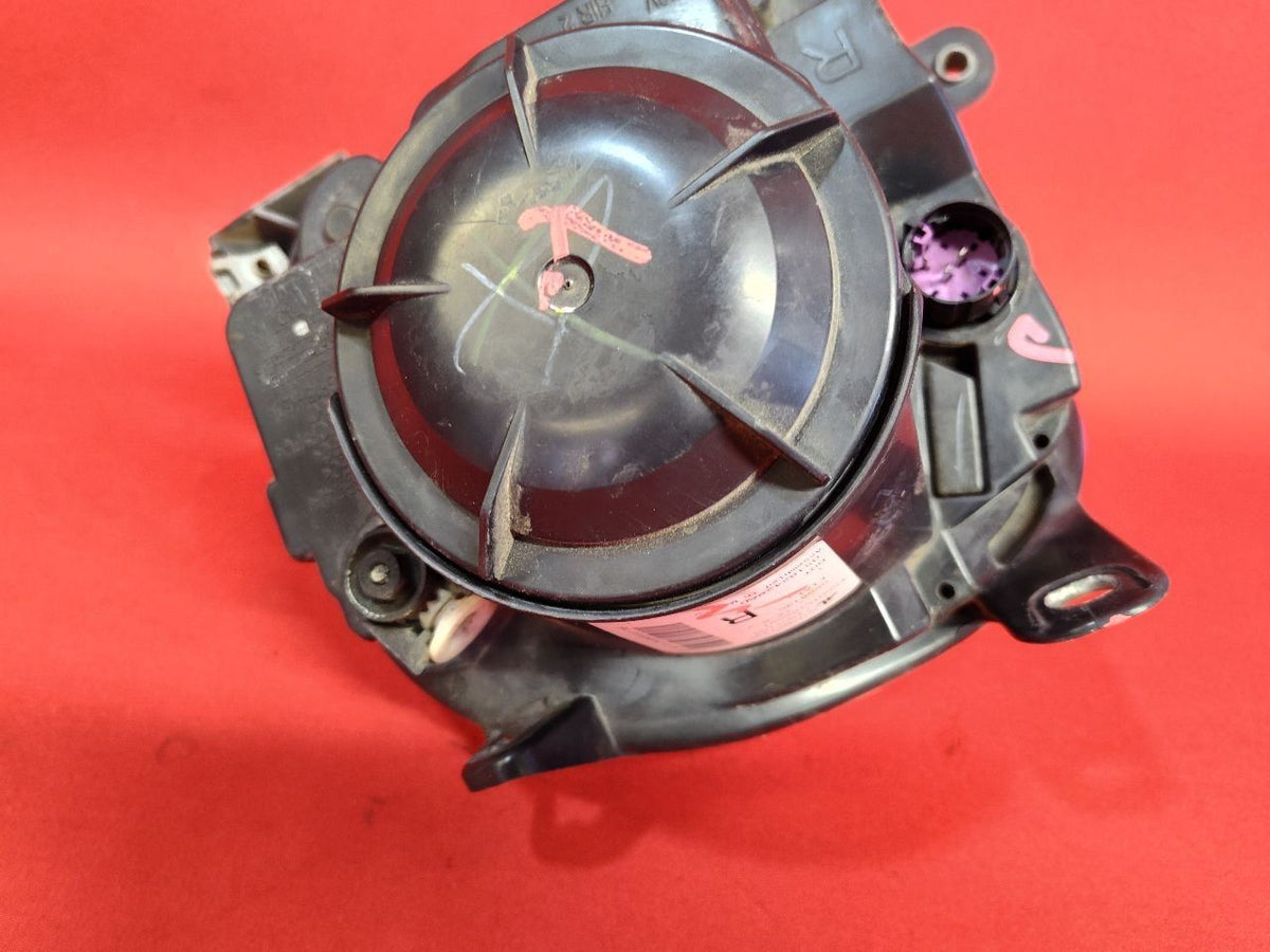 2012-2019 Fiat 500 Coupe RIGHT PASSENGER Headlamp Halogen Projector Chrome Ring