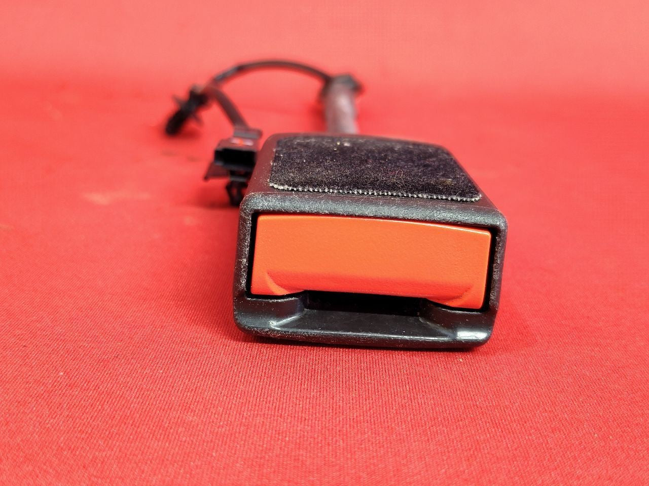 2018-2024 Chevy Equinox GMC Terrain FRONT RIGHT PASSENGER Seat Belt Buckle