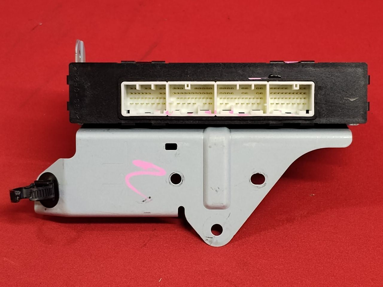 2012 Subaru Outback / Legacy Anti-Theft Integrated Body Control Module BCM BCU